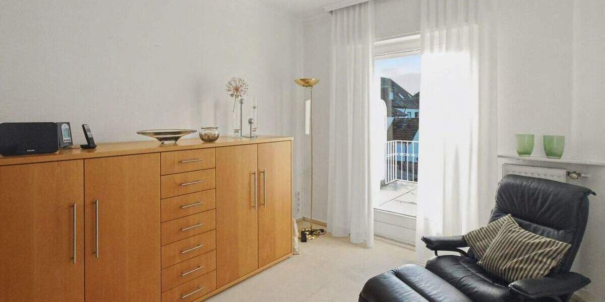 Reihenmittelhaus Moers Hülsdonk - 5 Zimmer, 137 m&sup2;, 375.000&euro; | Angebot:25718335