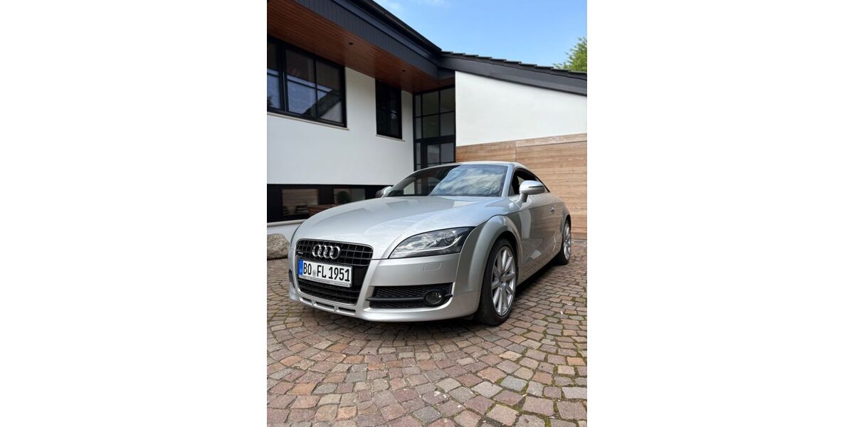 Audi TT 92.000 km 17.990 &euro; Bochum 44869