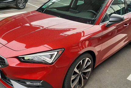 Seat Leon 25.997 km 22.880 &euro; Essen 45326