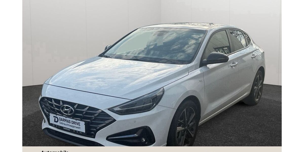 Hyundai i30 15.799 km 19.490 &euro; Dinslaken 46535