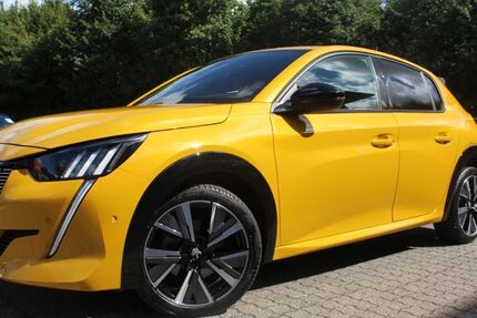 Peugeot 208 19.476 km 21.500 € Remscheid 42897