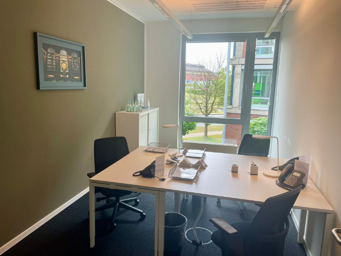Helles Privates Büro am Centro Oberhausen - flexibel, möbliert, 247 zimmer