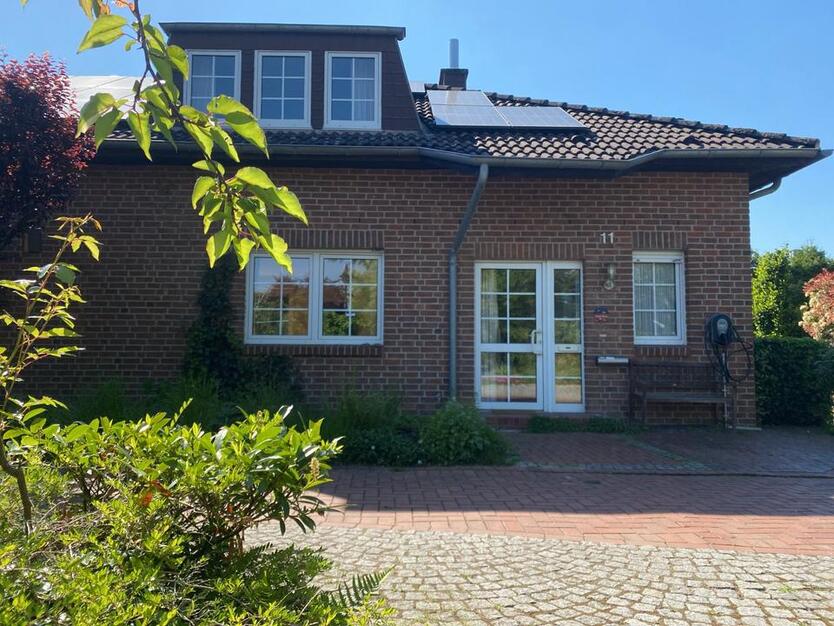 Gepflegtes Einfamilienhaus mit PV-Anlage & Garage in Meerbusch