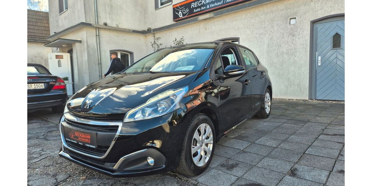 Peugeot 208 100.000 km 7.395 &euro; Moers 47441