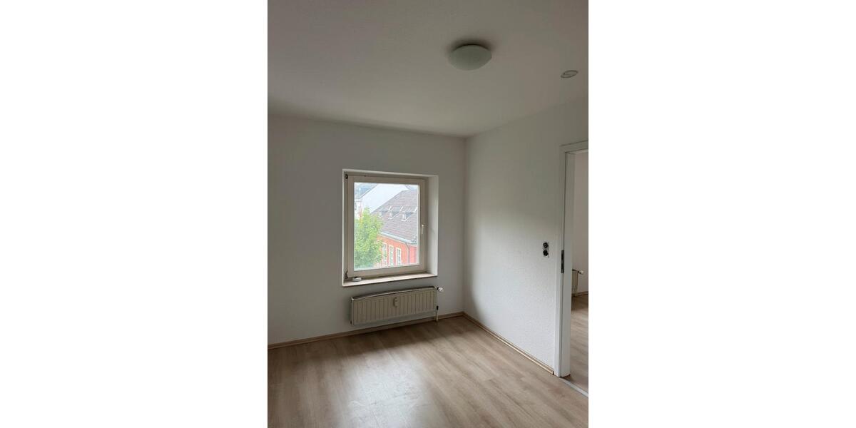 Etagenwohnung Wuppertal Arrenberg - 2 Zimmer, 42 m&sup2;, 410&euro; | Angebot:26459033