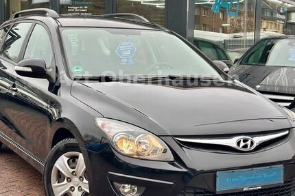 Hyundai i30 136.000 km 7.490 &euro; Oberhausen 46049