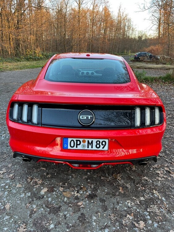 Ford Mustang 100.700 km 32.499 € Ratingen 40878