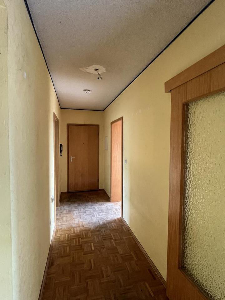 ~ Frisch renoviert + mit tollem Balkon ~ zimmer