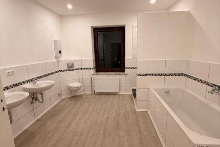 6 Zi. K-D-B Whg. Im Dachgeschoss Erstbezug nach Kernsanierung 6 zimmer