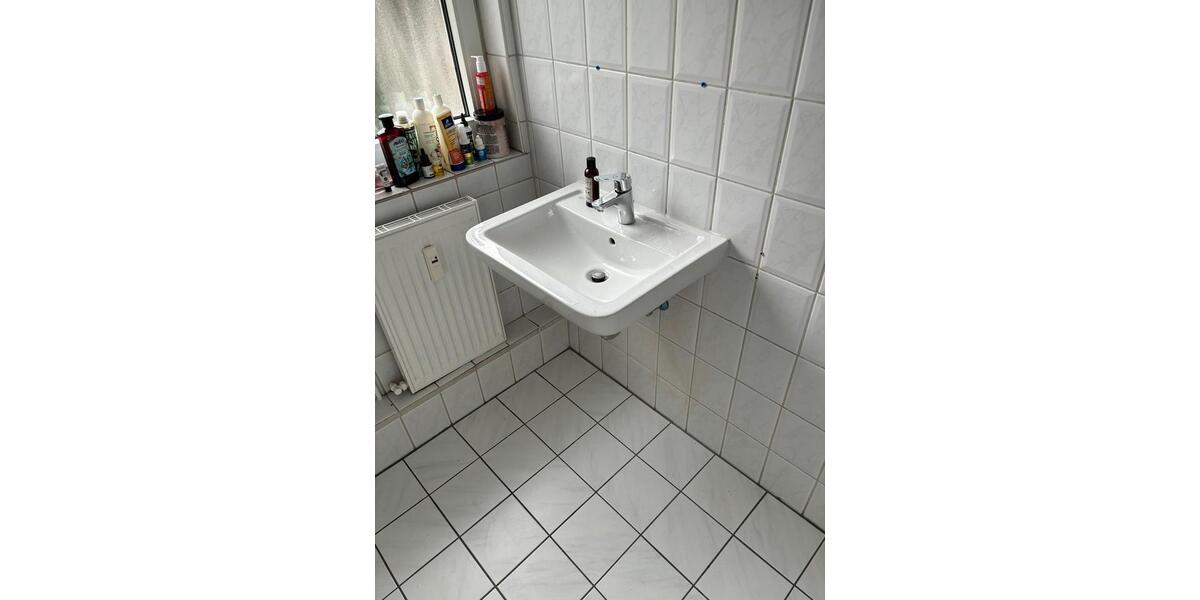 Dachgeschoßwohnung Essen Frillendorf - 2 Zimmer, 43 m&sup2;, 555&euro; | Angebot:25721975