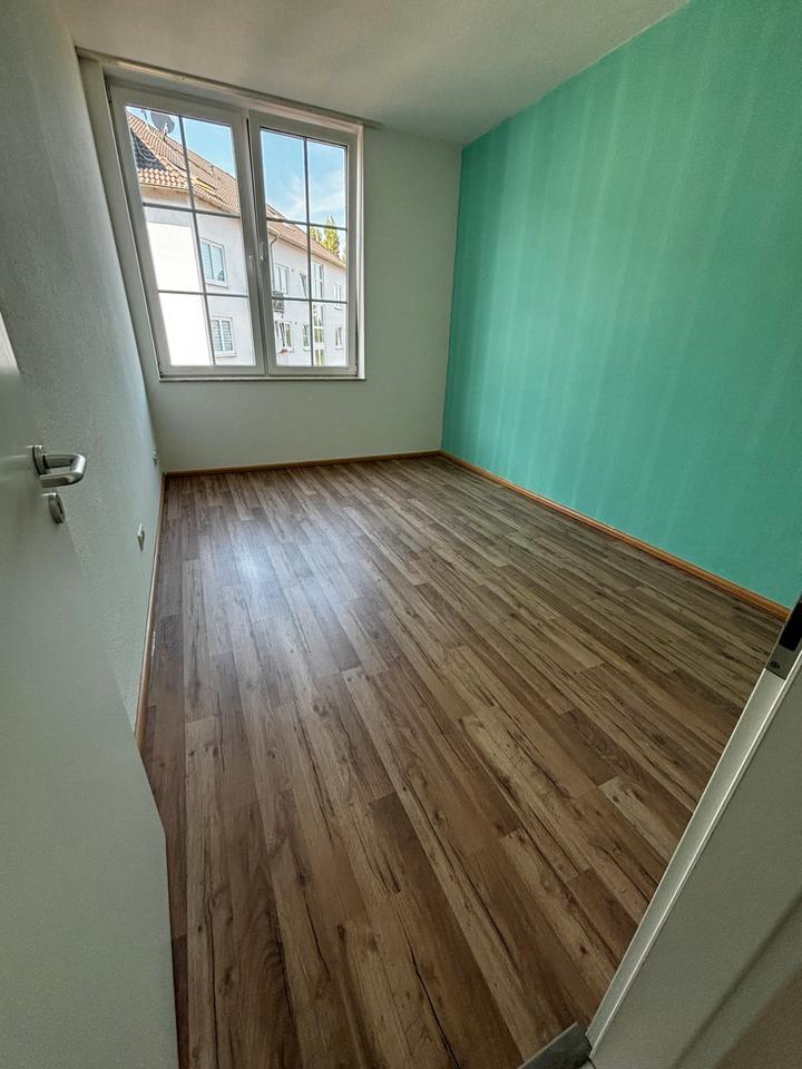 Helle 105 m² Eigentumswohnung mit Süd Balkon