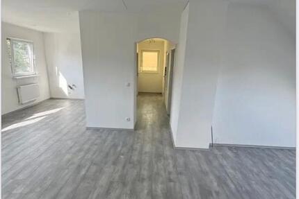 Gepflegte 2-Zimmer Dachgeschosswohnung in Oberhausen Alsfeld 2 zimmer