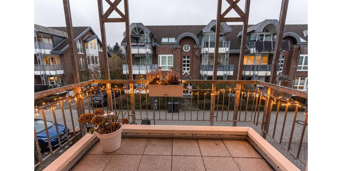 Wohnung in Ratingen-Lintorf: 70 m², 2 Zimmer, 2 Balkone – KücheM 2 zimmer