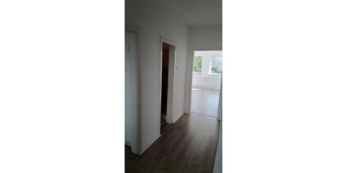 Erdgeschoßwohnung Essen Stadtbezirk III - 3 Zimmer, 75 m&sup2;, 150.000&euro; | Angebot:27457205