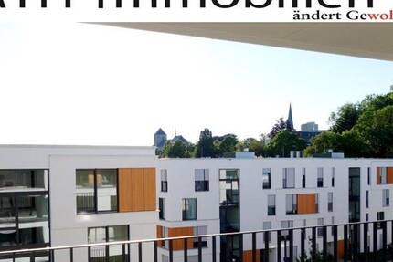 Moderne 3 Zimmer Wohnung mit EBK, Sonnenterrasse, Fernblick. Frisch renoviert.