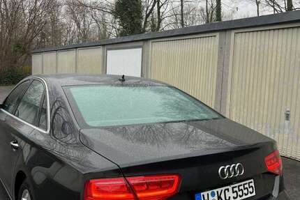 Audi A8 25.700 km 15.000 &euro; Wuppertal 42389