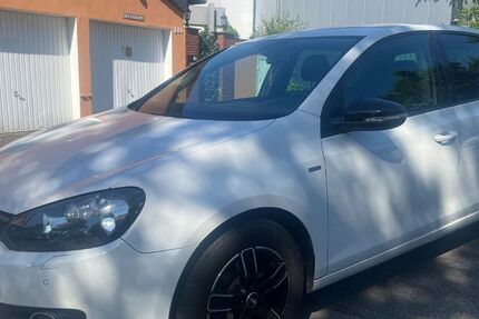VW Golf 181.000 km 3.850 &euro; Essen 45357