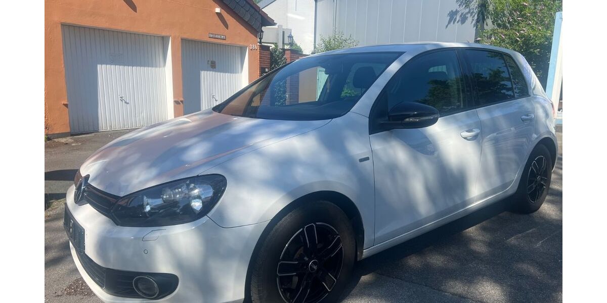 VW Golf 181.000 km 3.850 &euro; Essen 45357
