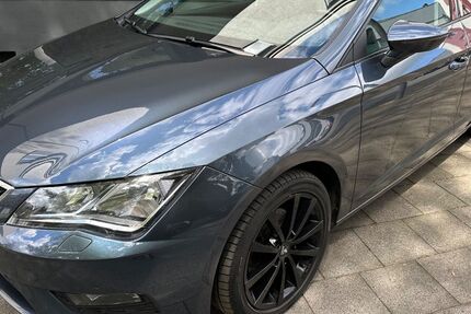 Seat Leon 89.213 km 13.950 &euro; Gelsenkirchen 45899