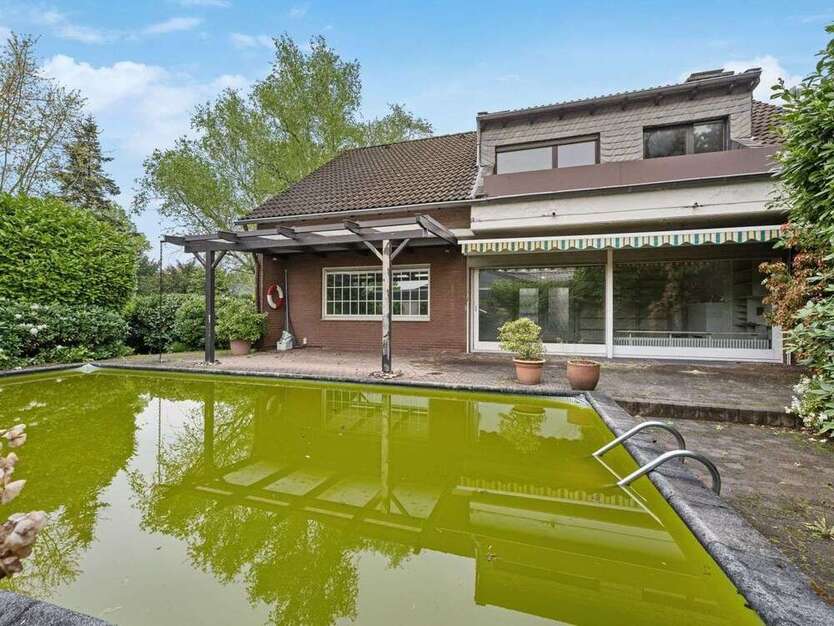 Haus zum Kaufen in Meerbusch 525.000 € 168 m²