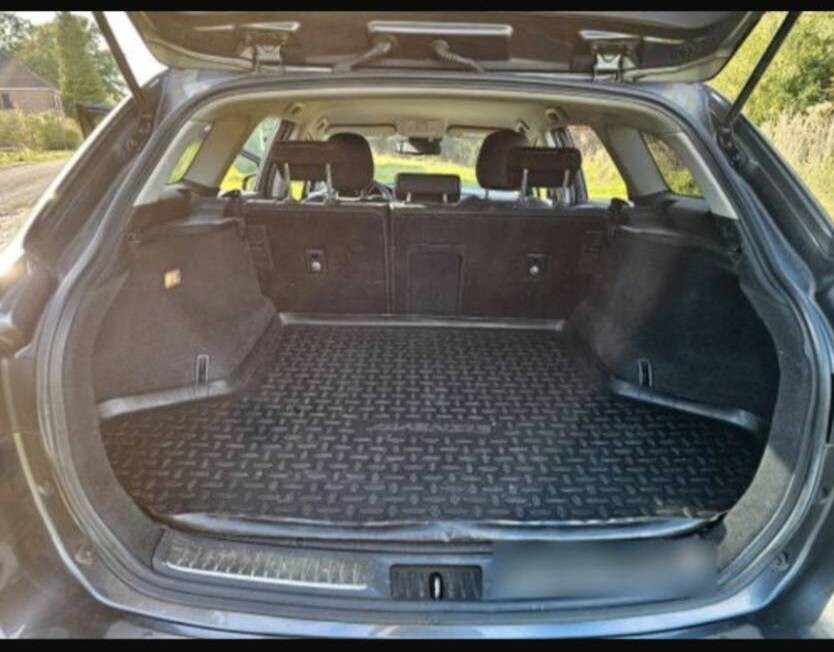 Toyota Avensis 195.000 km 7.900 € Essen 45121