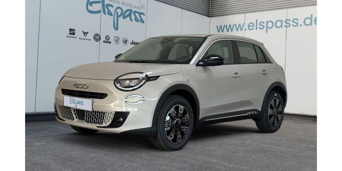 Fiat 600 6.990 km 25.989 &euro; Moers 47445