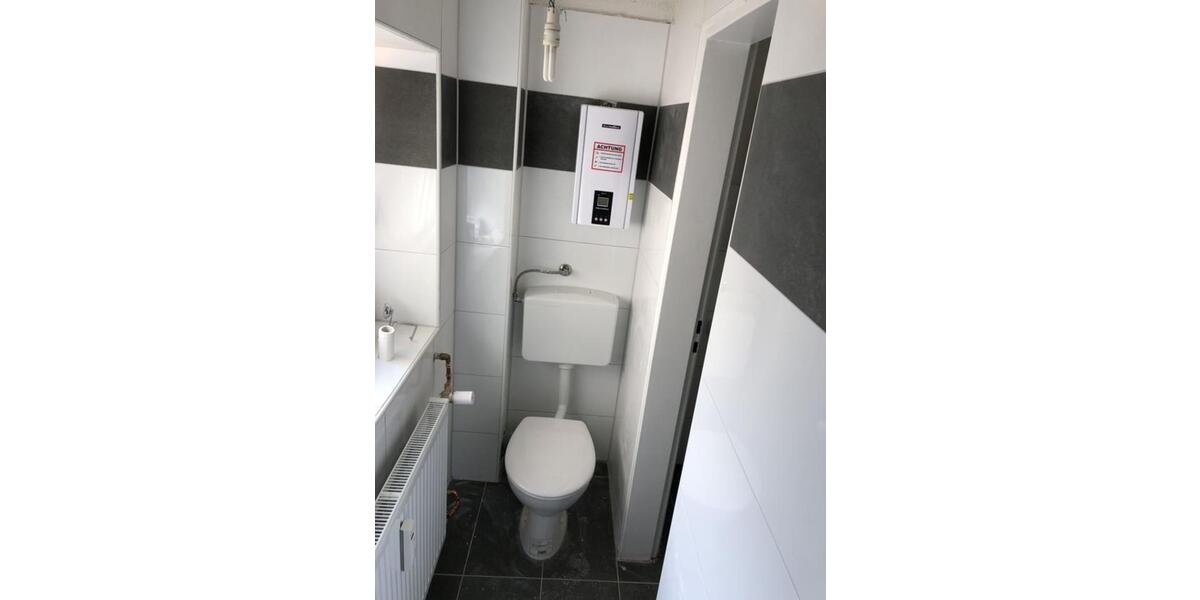 Schönes 2 Zimm. oder auch als Büro direkt am Rhein Ruhrort 2 zimmer