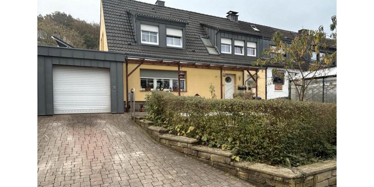 Reiheneckhaus in Waldrandlage von Herdecke 4 zimmer
