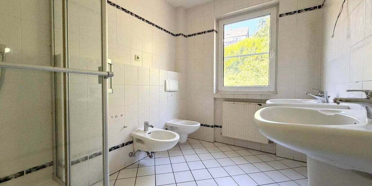 Etagenwohnung Gevelsberg - 2 Zimmer, 98 m&sup2;, 239.000&euro; | Angebot:26851368