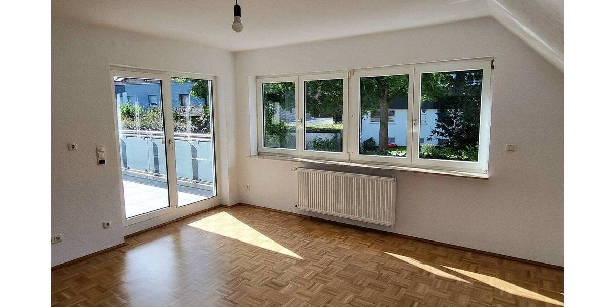Etagenwohnung Bochum Höntrop - 3 Zimmer, 118 m&sup2;, 1.250&euro; | Angebot:26875118