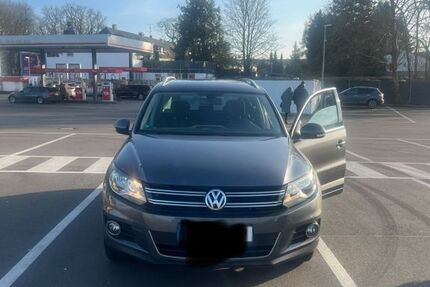 VW Tiguan 212.000 km 14.100 &euro; Mülheim an der Ruhr 45468