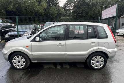Ford Fusion 99.500 km 3.500 &euro; Herne 44653