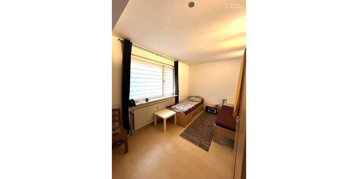 Mehrfamilienhaus mit 5 Stellplätzen und großem Grundstück mit Carport 1 zimmer