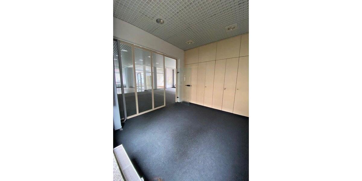 Gewerbeobjekt Duisburg Rheinhausen - 2.750&euro; | Angebot:21345198