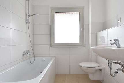 Wohnung Oberhausen - 3 Zimmer, 87 m&sup2;, 895&euro; | Angebot:25237619