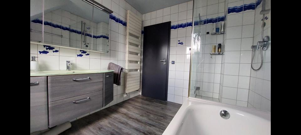 Idyllische Doppelhaushälfte in Spielstraße nähe Südringcenter 4 zimmer