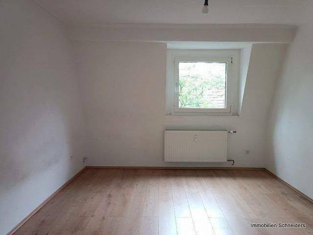 Etagenwohnung Duisburg Obermarxloh - 2 Zimmer, 50 m&sup2;, 400&euro; | Angebot:26875010