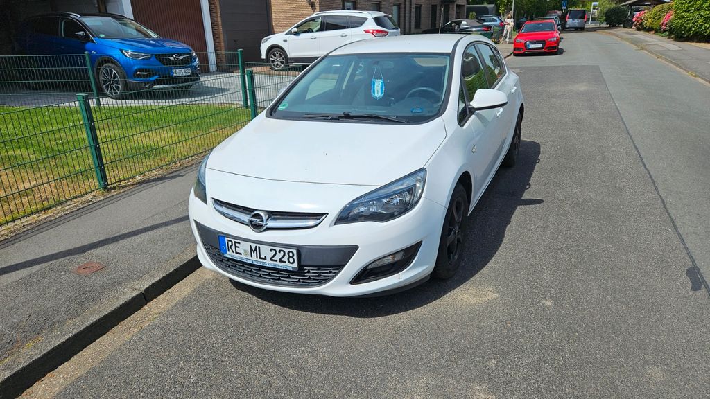 Opel Astra 54.845 km 7.000 &euro; Marl 45772