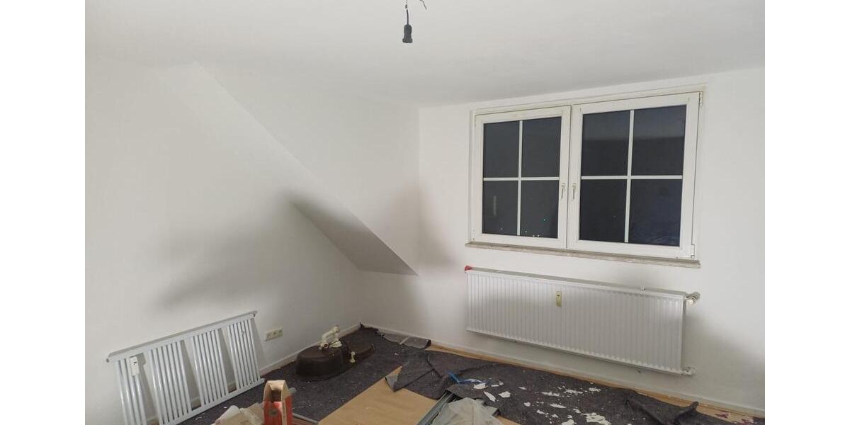 Top Wohnung frisch renoviert 2 zimmer