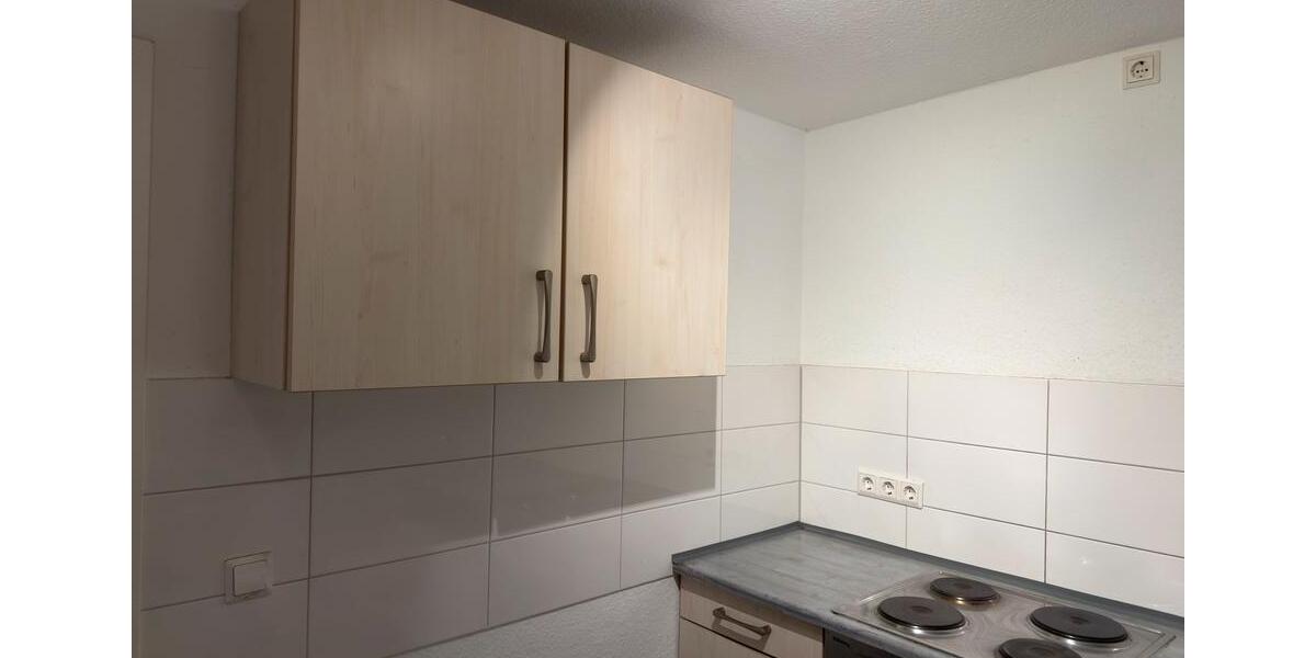Dachgeschoßwohnung Essen Stadtbezirk VI - 3.5 Zimmer, 72 m&sup2;, 1.023&euro; | Angebot:25640158
