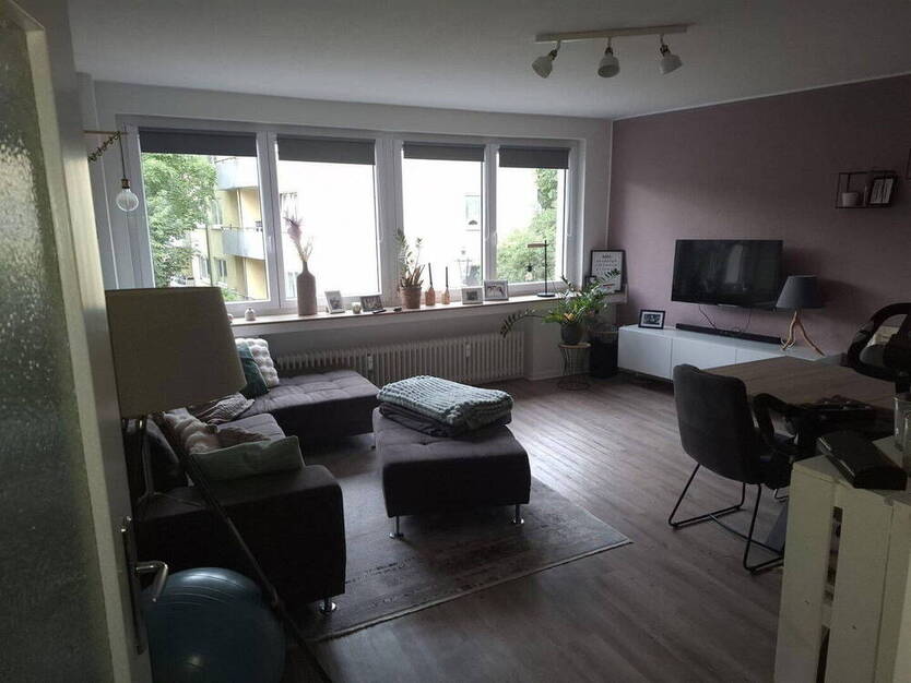 Schöne helle Wohnung in Düsseldorf Eller inkl. EBK