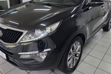 Kia Sportage 51.962 km 14.200 € Moers 47443