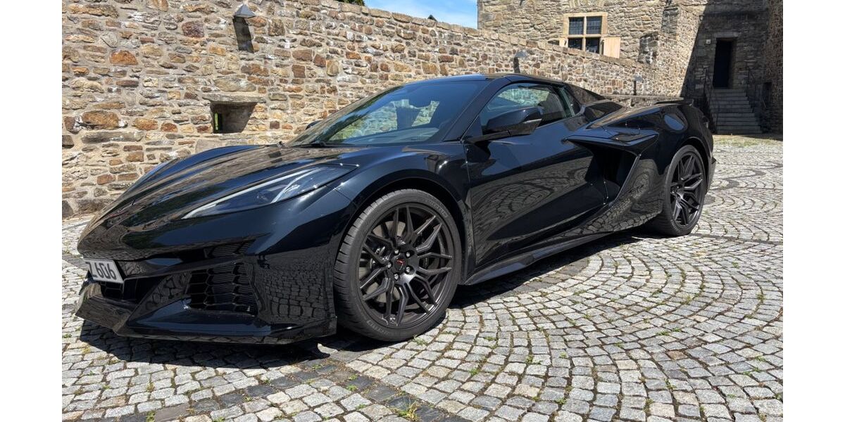 Corvette Z06 2.980 km 157.900 &euro; Bochum 44797
