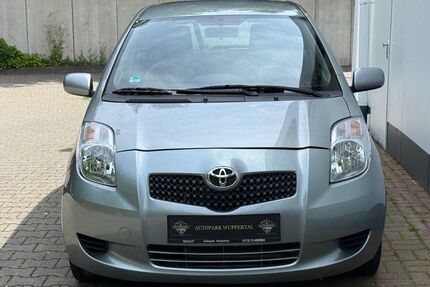 Toyota Yaris 53.000 km 5.999 &euro; Wuppertal 42283