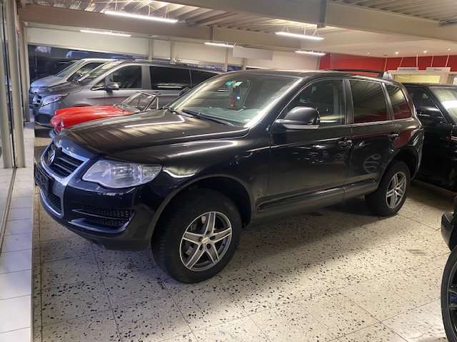 VW Touareg 236.613 km 7.444 &euro; Castrop-Rauxel 44581