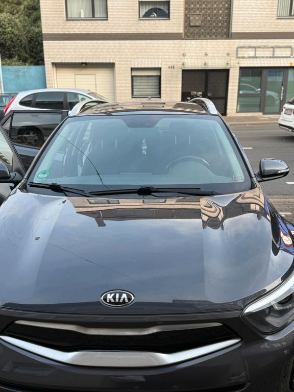 Kia Stonic 46.000 km 13.000 € Essen 45355