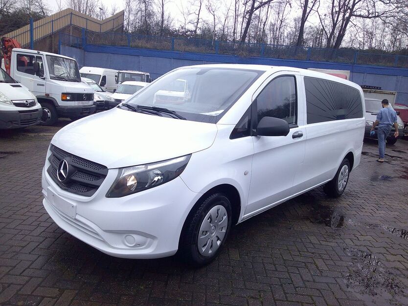 Mercedes-Benz Vito 437.397 km 11.500 € Bottrop 46238