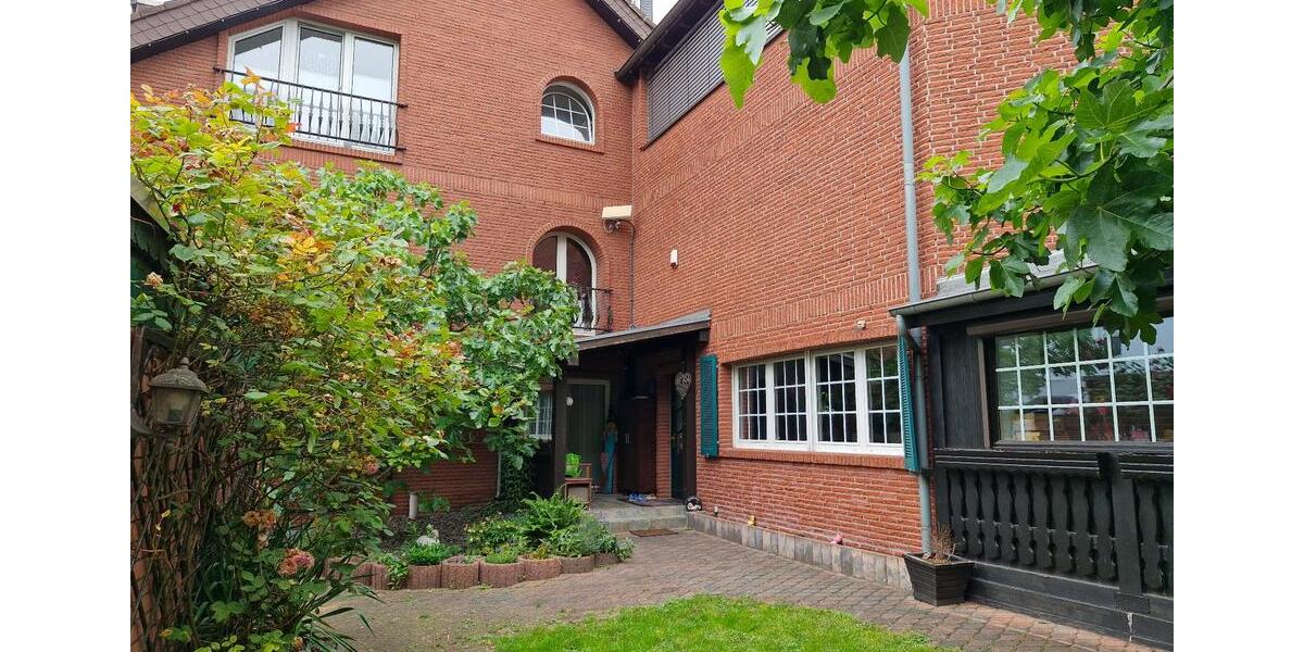 Einfamilienhaus Gelsenkirchen Gelsenkirchen-Mitte - 2 Zimmer, 280 m&sup2;, 800.000&euro; | Angebot:26889481