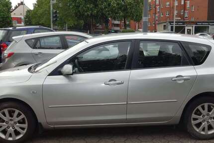 Mazda 3 166.000 km 4.499 &euro; Herne 44653