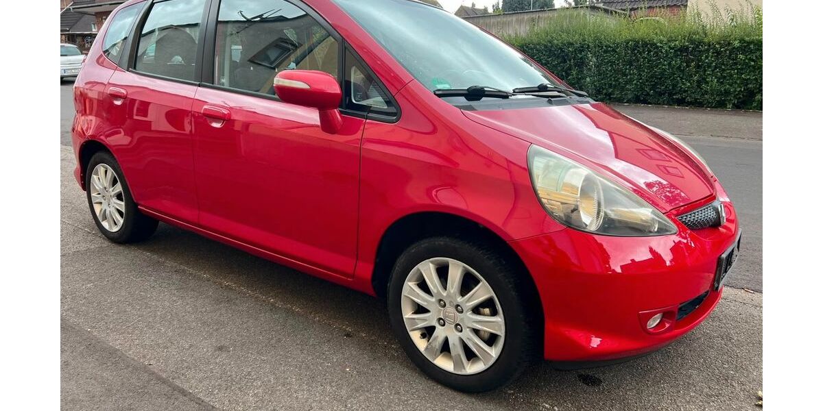 Honda Jazz 196.843 km 1.890 &euro; Essen 45329
